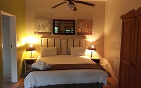 Tourist Lodge Gansbaai